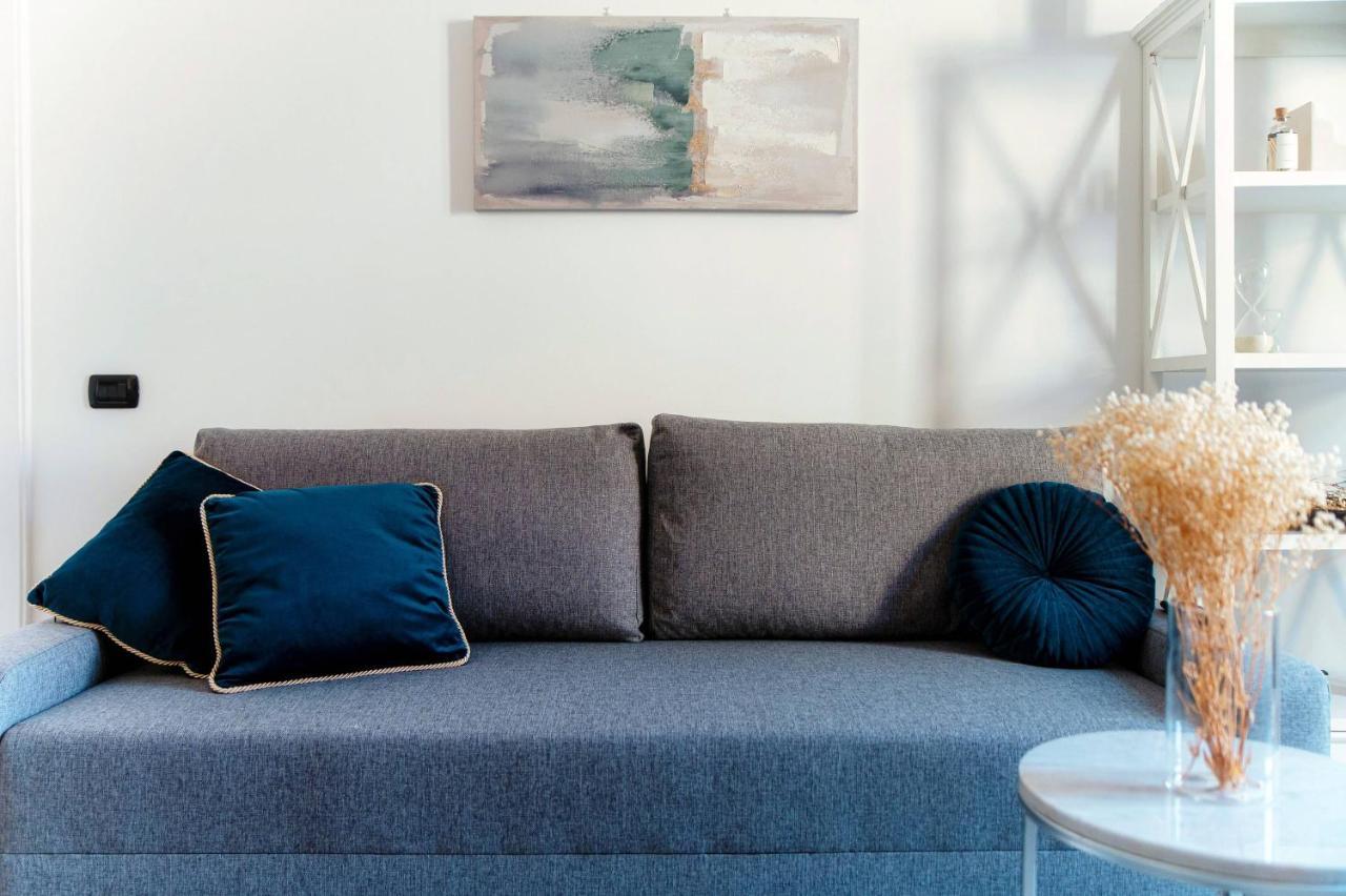 Shades Of Lake - Blue Apartment Como Exteriér fotografie